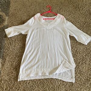 Beautiful white tunic with lace